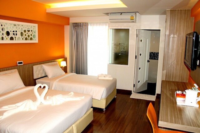 チャリオット パタヤ レジデンス