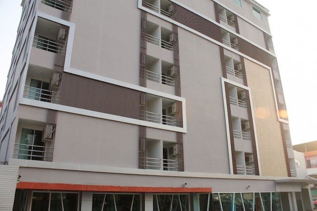 チャリオット パタヤ レジデンス