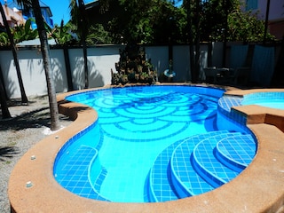 エブリン レジデンス