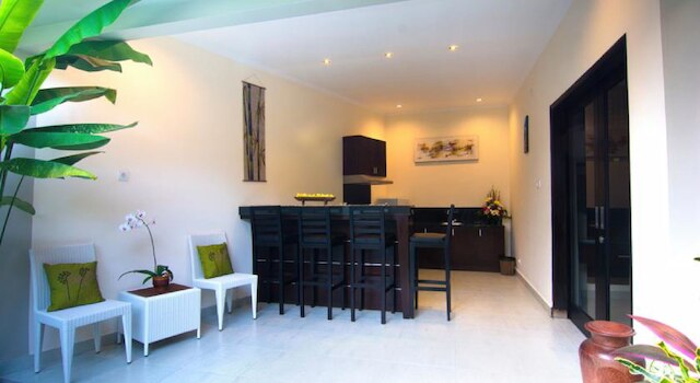 バリ コライユ ヴィラ