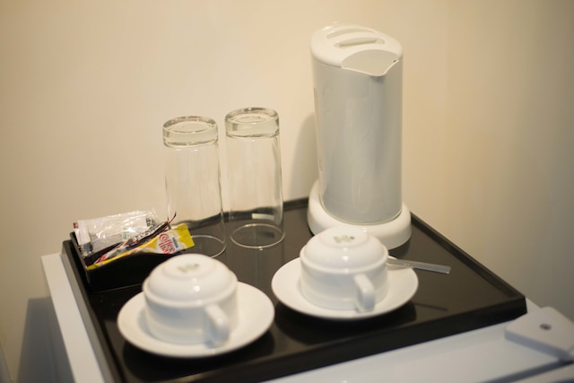 ホワイト レジデンス ホテル & アパートメント