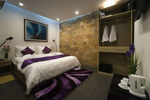 ホワイト レジデンス ホテル & アパートメント