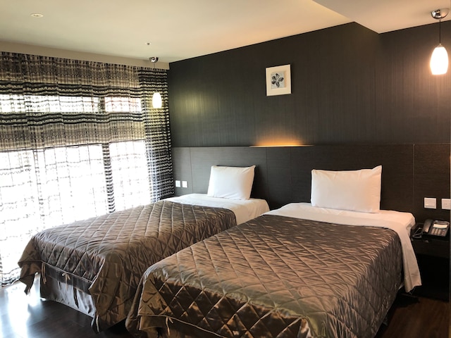 ファイン ホテル