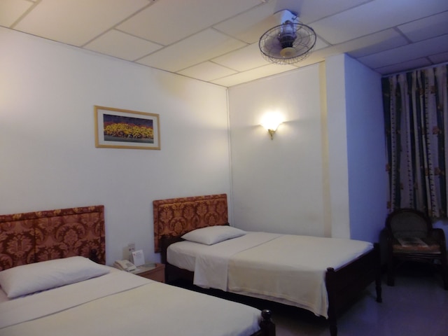 ゴールデン ゲート ホテル