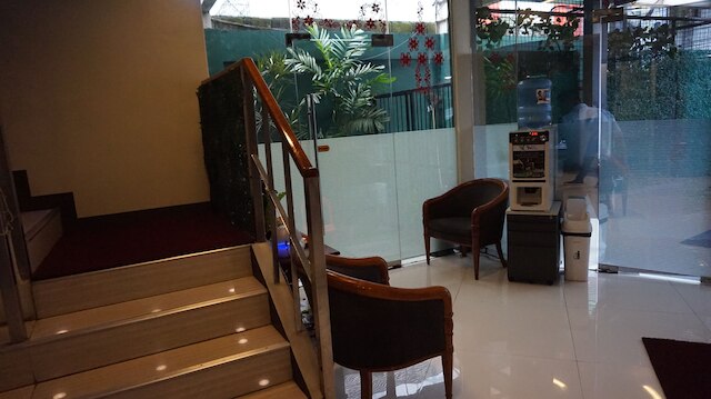 スリット プレイス