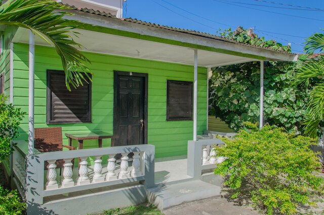 ルーツ バンブー ビーチ リゾート