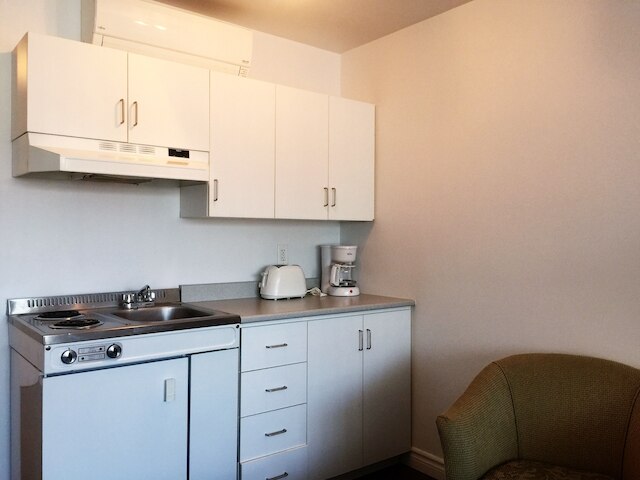 デュバーネイ ステュディオズ アンド スイーツ