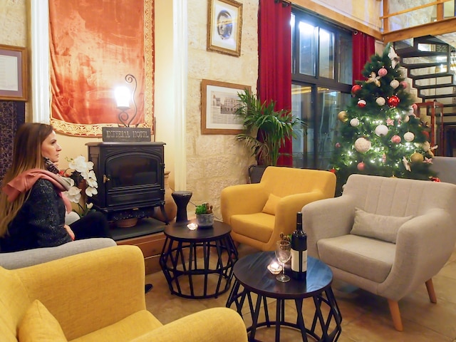 ニュー インペリアル ホテル