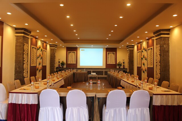 CLV ホテル & ヴィラ