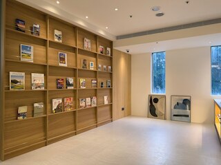 Lumos Inn (拾光行旅)