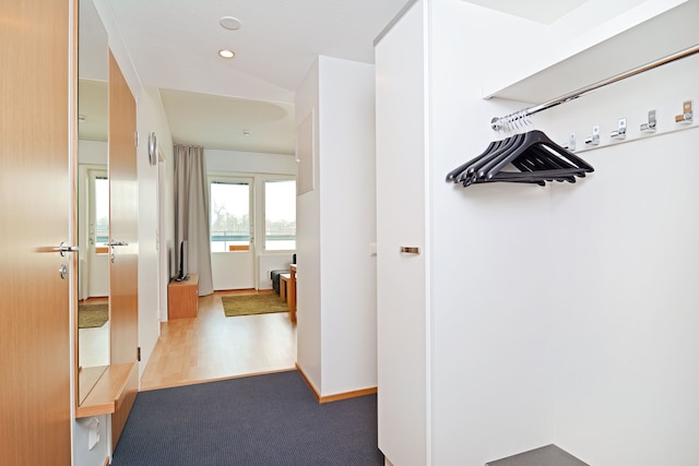 フォレノム サービスド アパートメンツ タンペレ ピニキキ