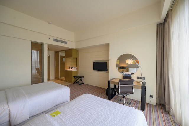 フォー ポインツ バイ シェラトン プチョン