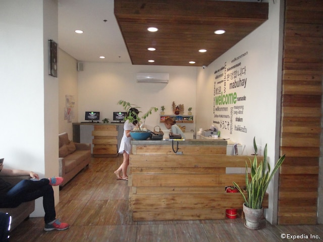 セブ R ホテル マボロ