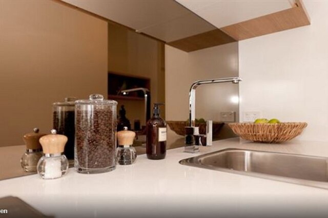 バイン サービスド アパートメンツ