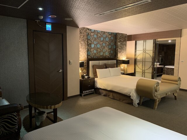 クリスタル モーテル