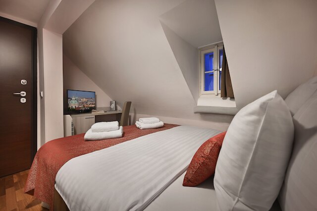 ブティック レジデンス バイ リトル キング