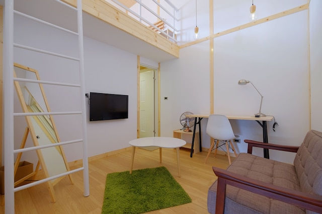 ヒノキ マンション (日木隱宅)