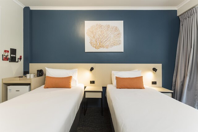 ナイトキャップ アット エッジ ヒル ターバン