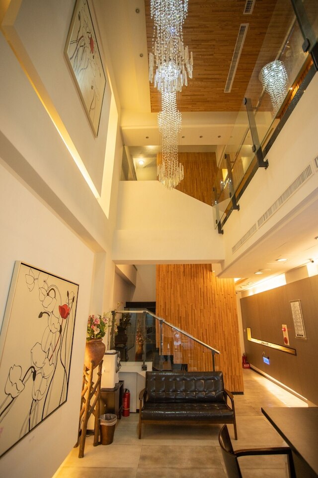 スカイライト B&B