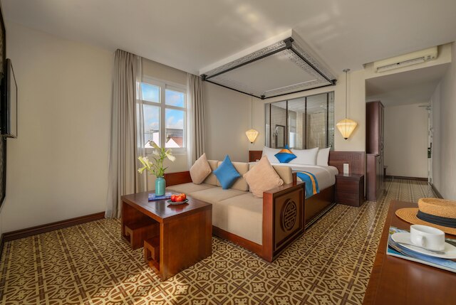 ロイヤル リバーサイド ホイ アン ホテル