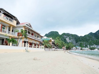 エル ニード ビーチ ホテル