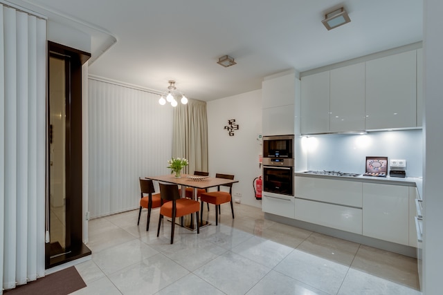 ブラック パール ラグジュアリー アパートメンツ