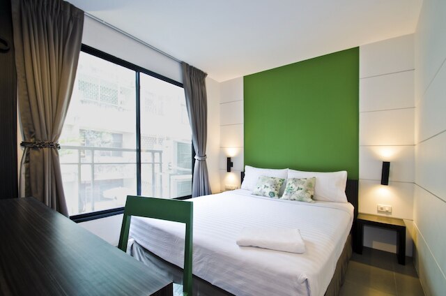 DI プレイス ホテル