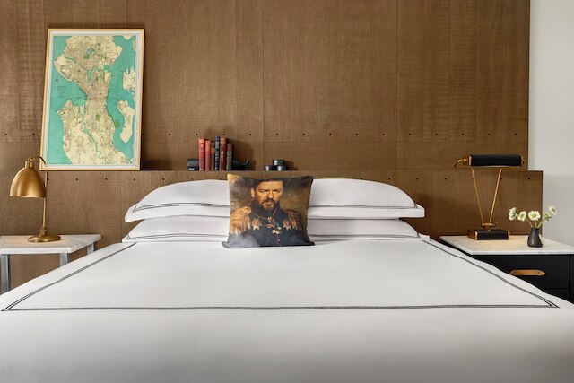 キンプトン パラディアン ホテル by IHG