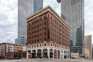 キンプトン パラディアン ホテル by IHG