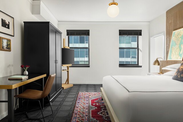 キンプトン パラディアン ホテル by IHG