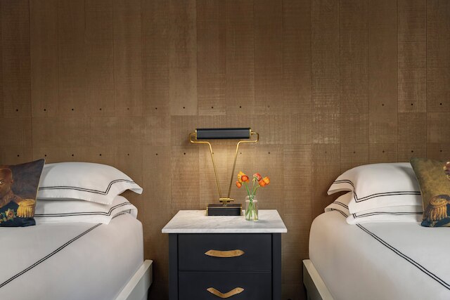 キンプトン パラディアン ホテル by IHG