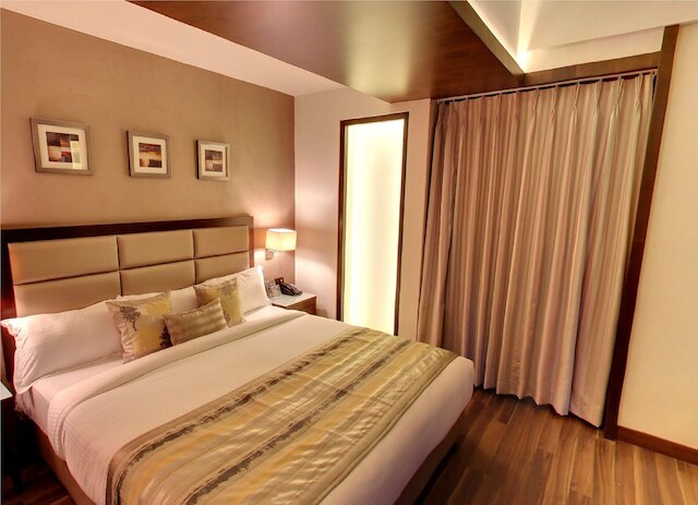 クリオス ホテル