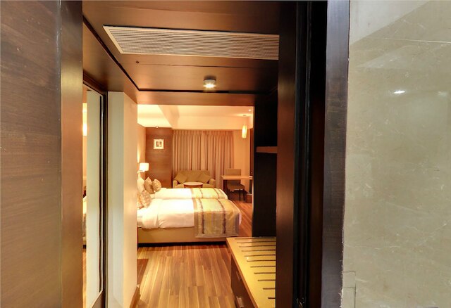 クリオス ホテル