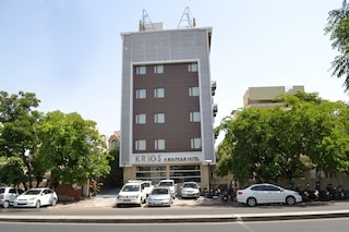 クリオス ホテル