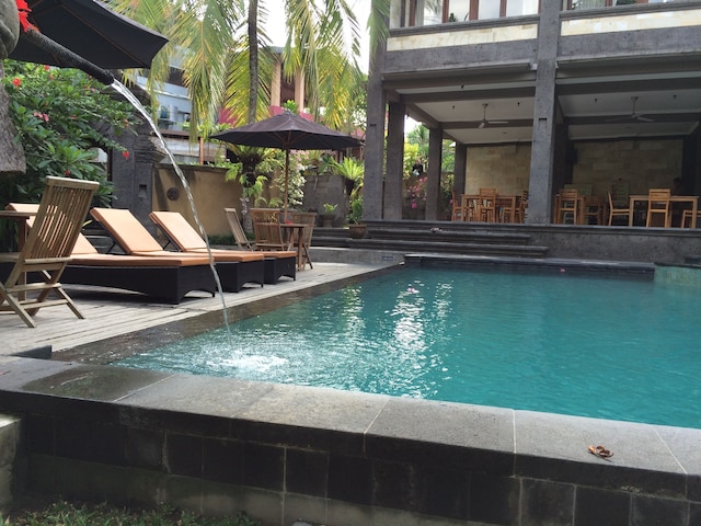 ウェナラ バリ バンガロー