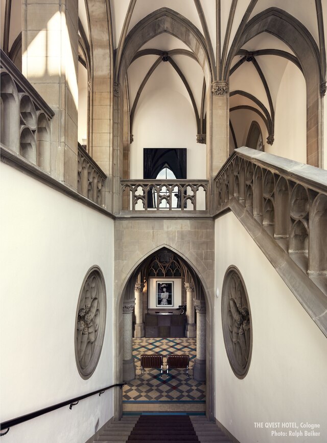 ザ クエスト ハイドアウェイ