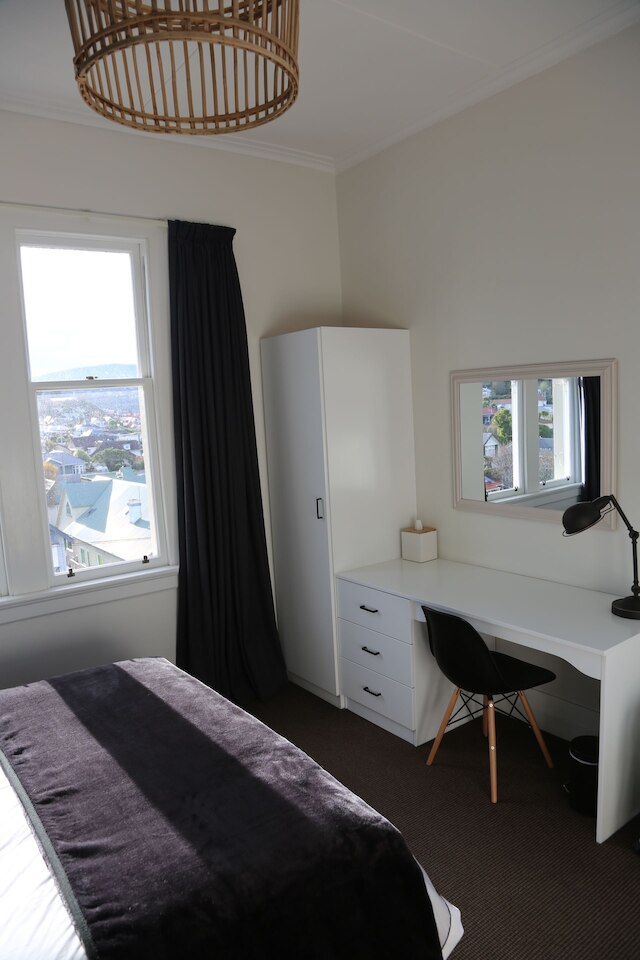 マジェスティック マンションズ - アパートメンツ アット セント クレア