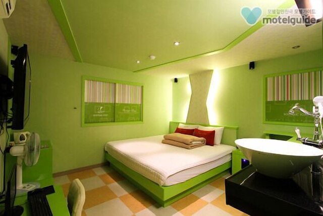 フォクシー モーテル