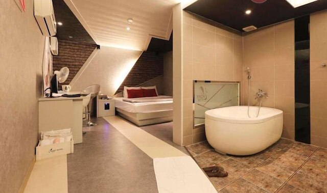 フォクシー モーテル