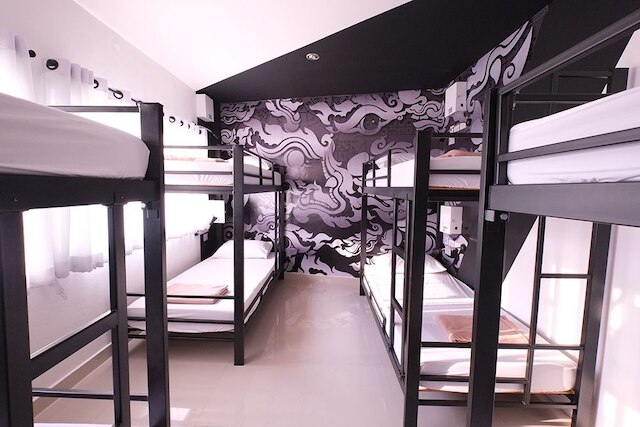 エブリデイ バンコク ホステル