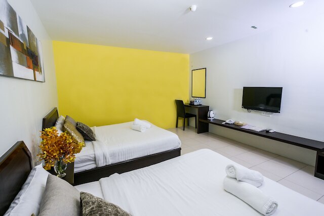 M2 ホテル ムラカ