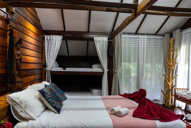 ライス バーン アンド ルームズ