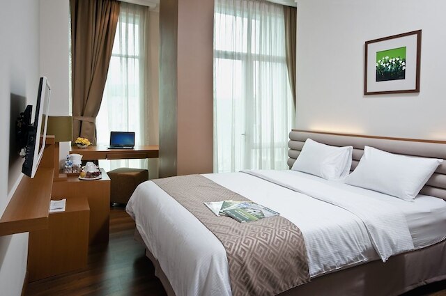 トラベルデイ バンドン