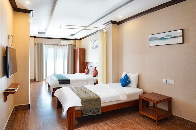 プーミン ホテル リバーサイド