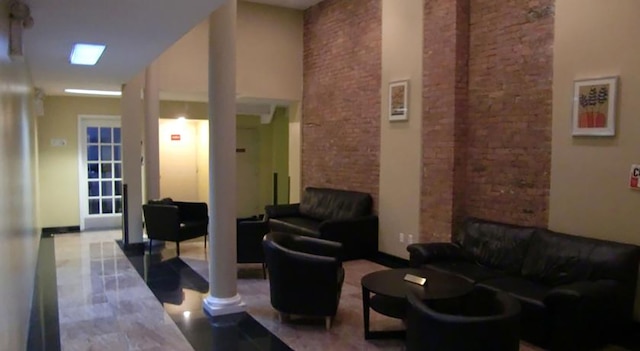 メイシー エンパイア アパートメンツ