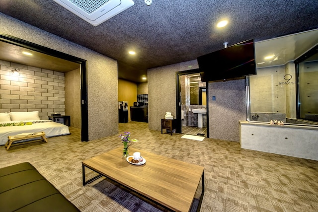 ナインスパヴィル