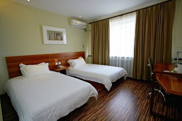 ジンジャン イン セレクト ハルビン チウリン イダ イーユェン (錦江之星風尚 (哈爾濱秋林醫大一院店))