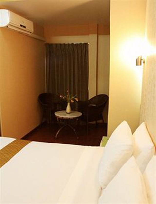 ビジティングカードホテル&リゾート