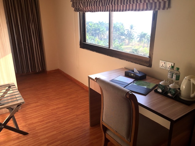 アップタウン ホテル