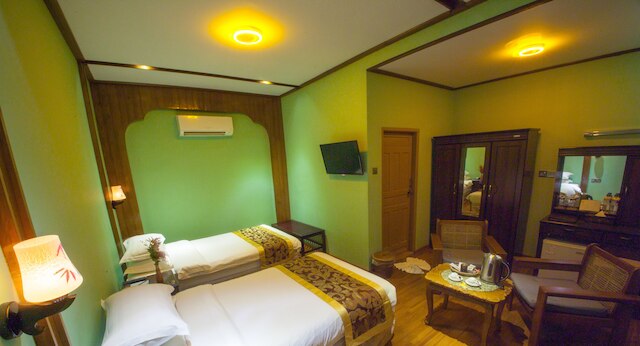 バガン アンブラ ホテル